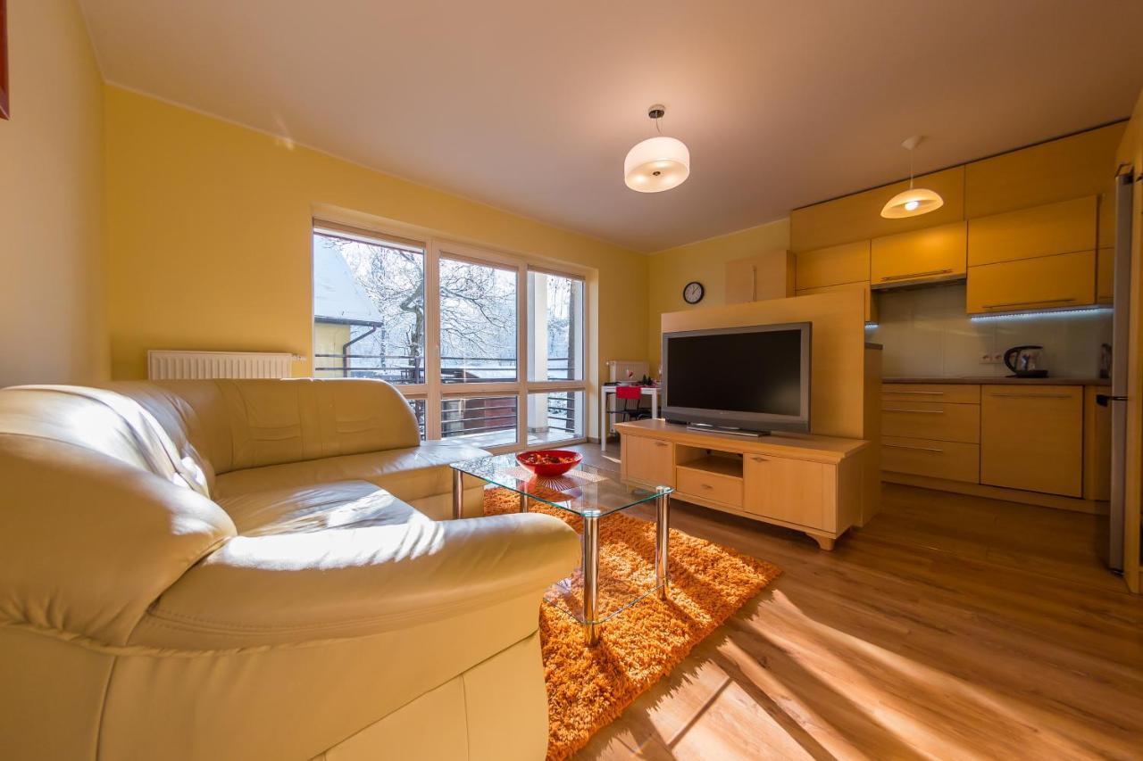 Komfortowy Apartament W Centrum Ustronia Esterno foto