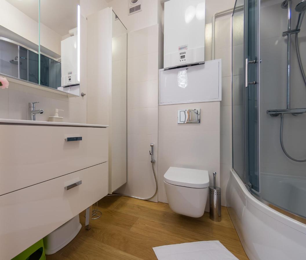 Komfortowy Apartament W Centrum Ustronia Esterno foto