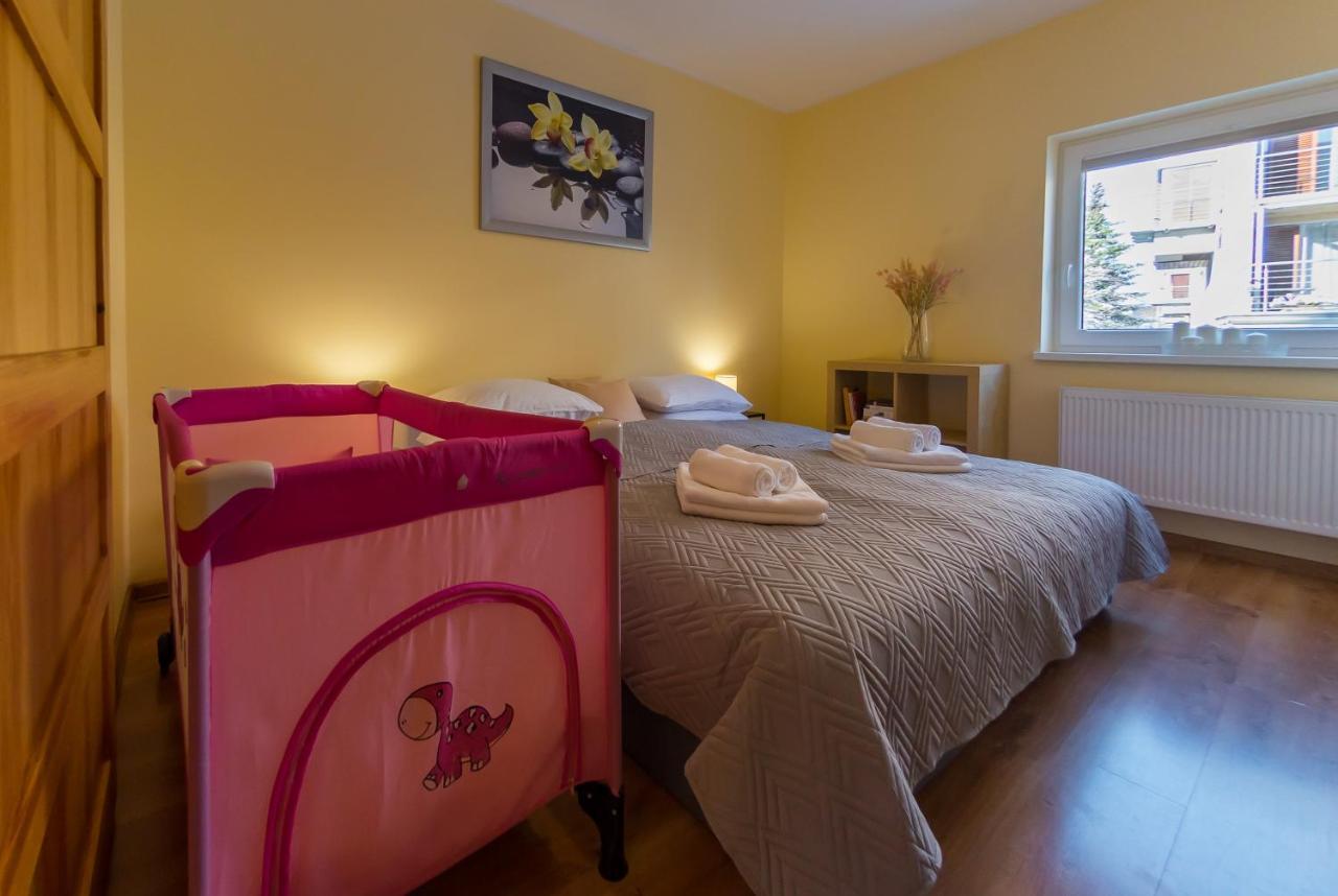 Komfortowy Apartament W Centrum Ustronia Esterno foto