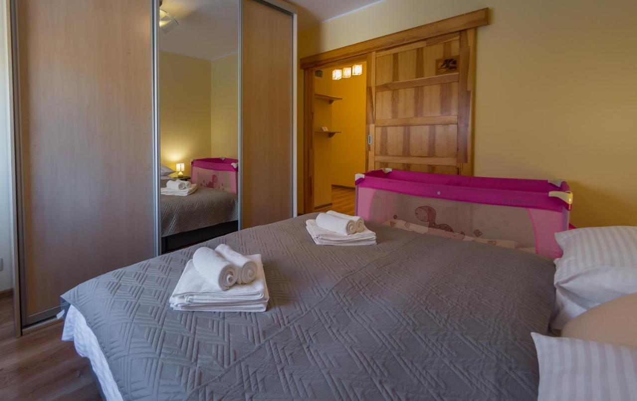 Komfortowy Apartament W Centrum Ustronia Esterno foto