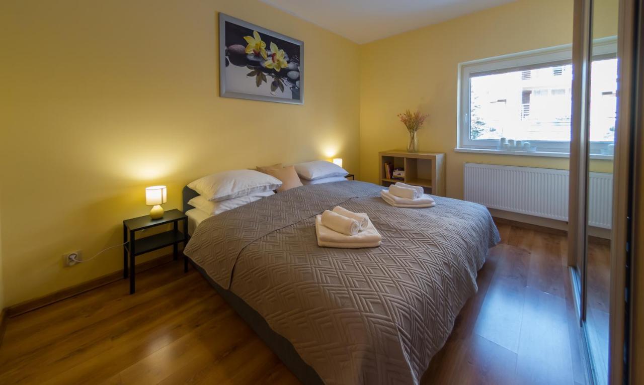 Komfortowy Apartament W Centrum Ustronia Esterno foto