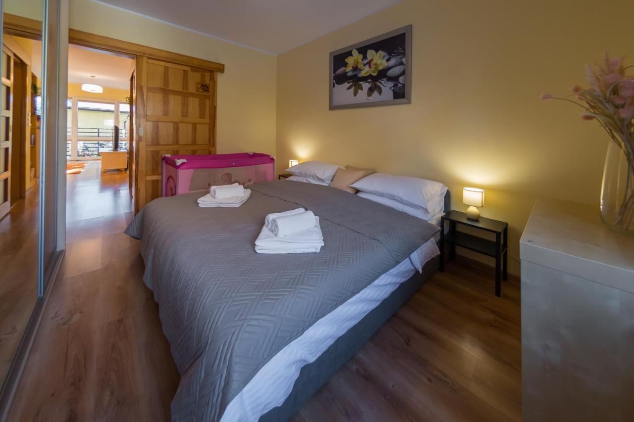 Komfortowy Apartament W Centrum Ustronia Esterno foto