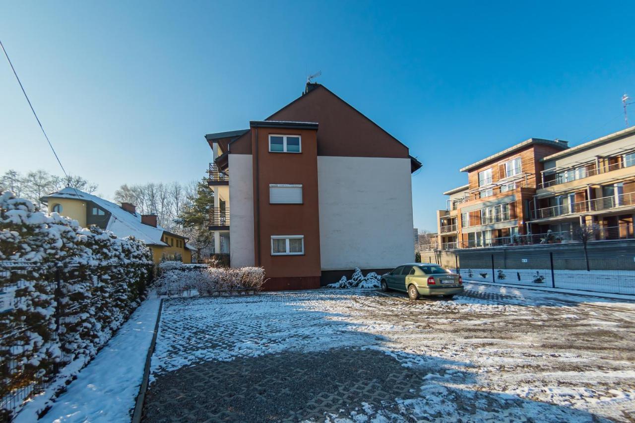 Komfortowy Apartament W Centrum Ustronia Esterno foto