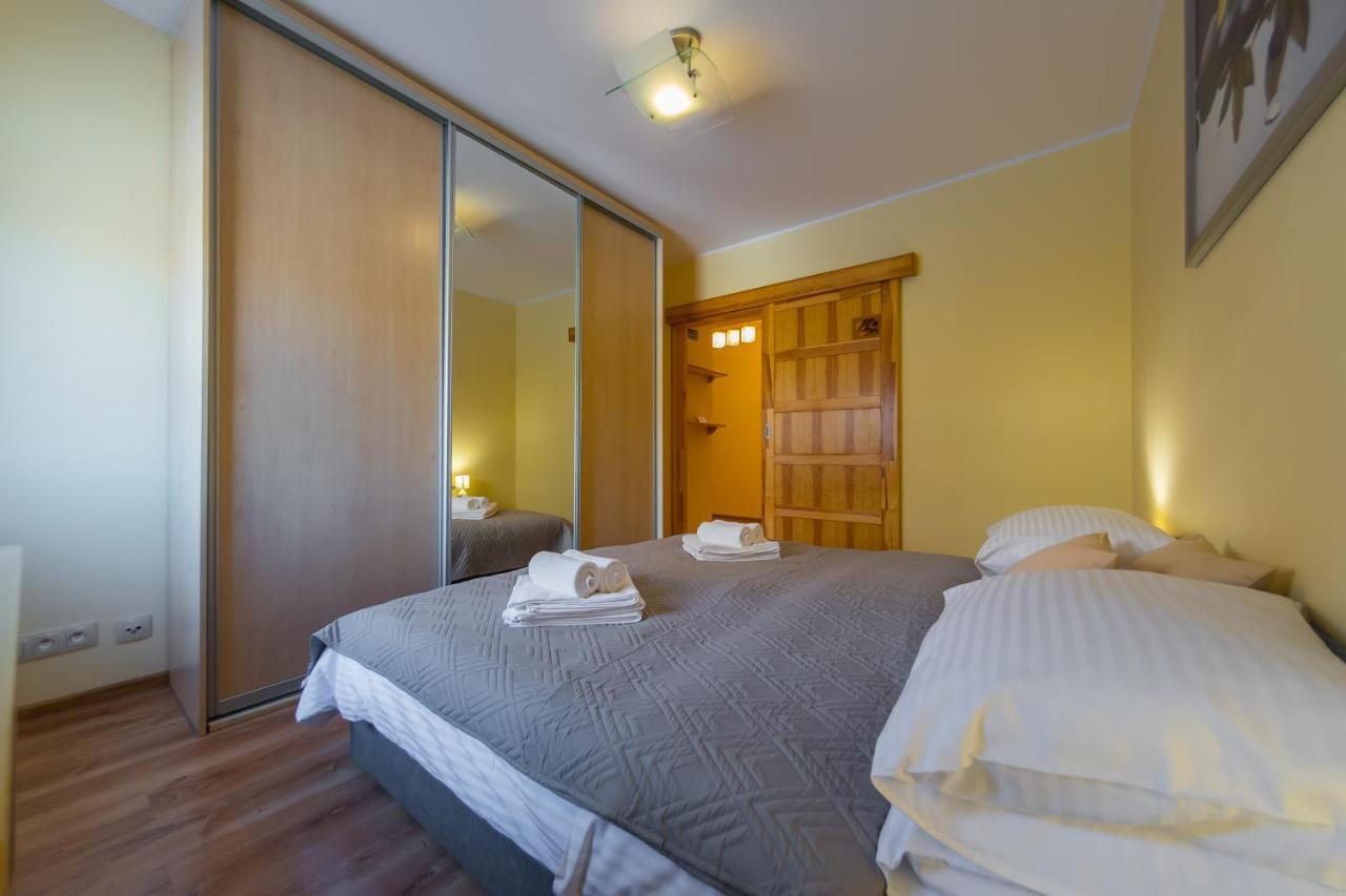 Komfortowy Apartament W Centrum Ustronia Esterno foto