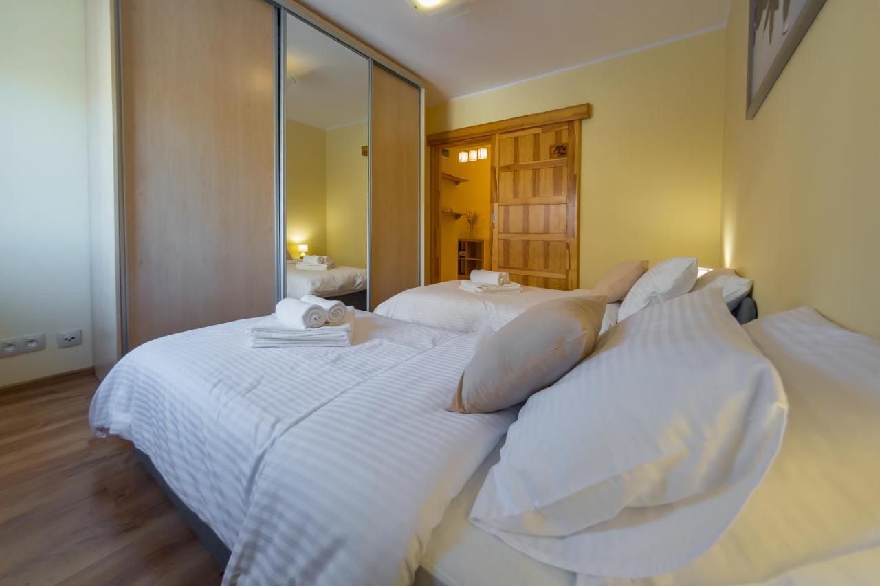 Komfortowy Apartament W Centrum Ustronia Esterno foto